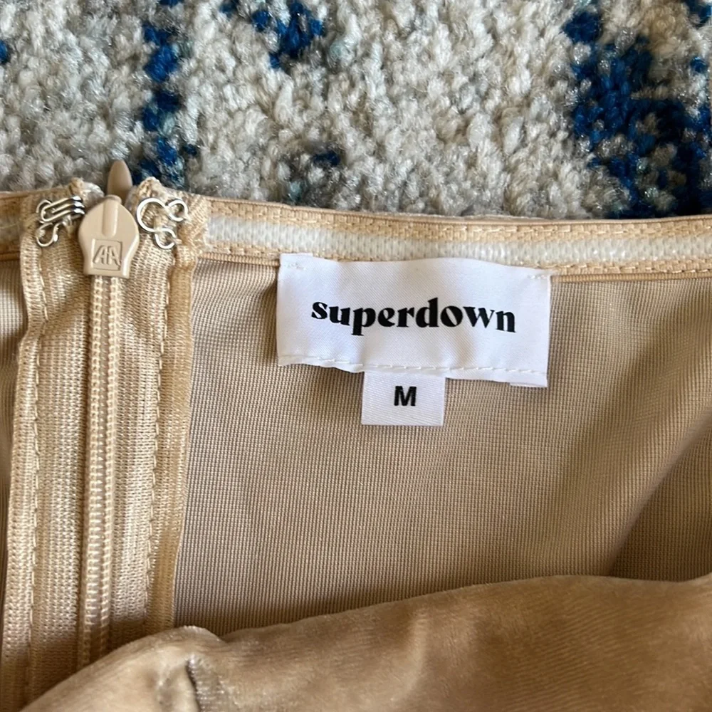 superdown Erika Feather Trim Mini Dress in Champagne M - Picture 6 of 9